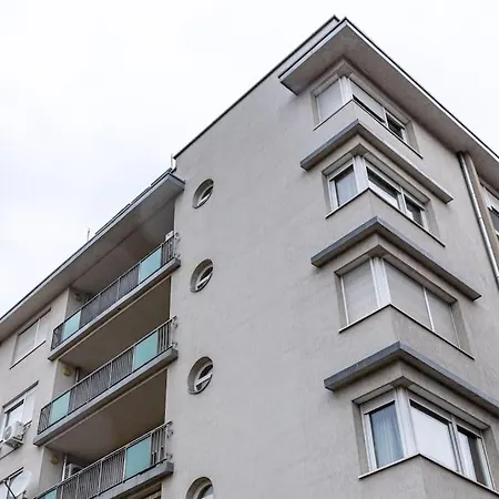 Διαμέρισμα Free Parking *