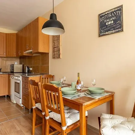 Διαμέρισμα Free Parking *