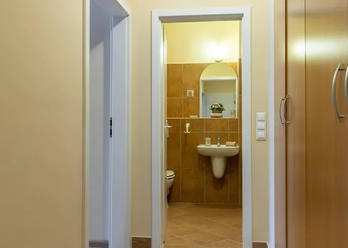 Free Parking Apartment