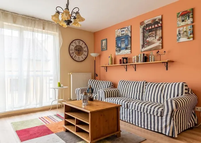 Free Parking Apartment *